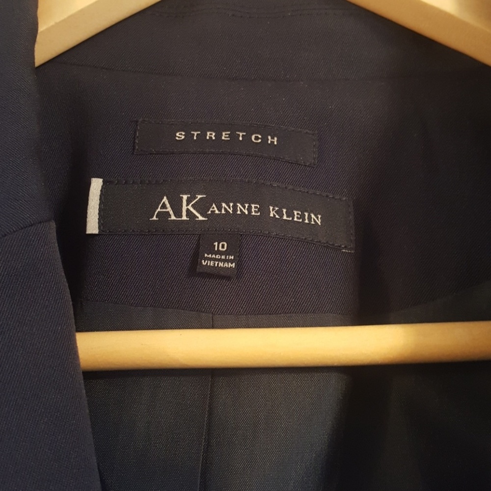 Suit jacket - Picture 2 of 2
